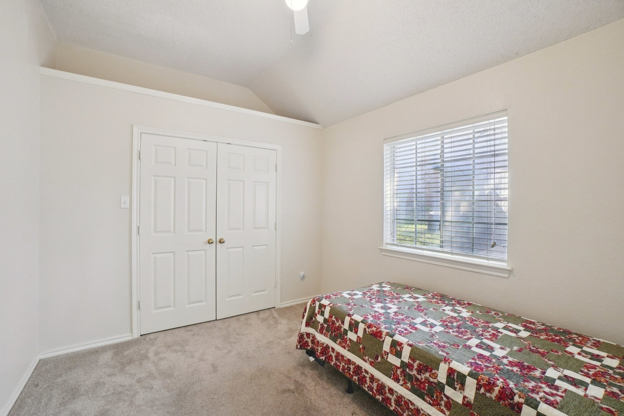 1427 Shadow Run Weatherford TX 76086