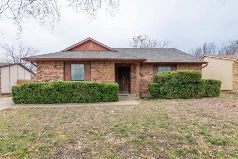 6924 Sunflower Circle N Fort Worth TX 76120