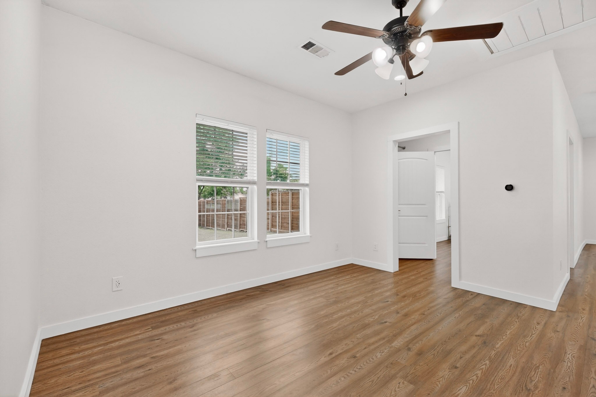 304 E County Line Road Royse City TX 75189