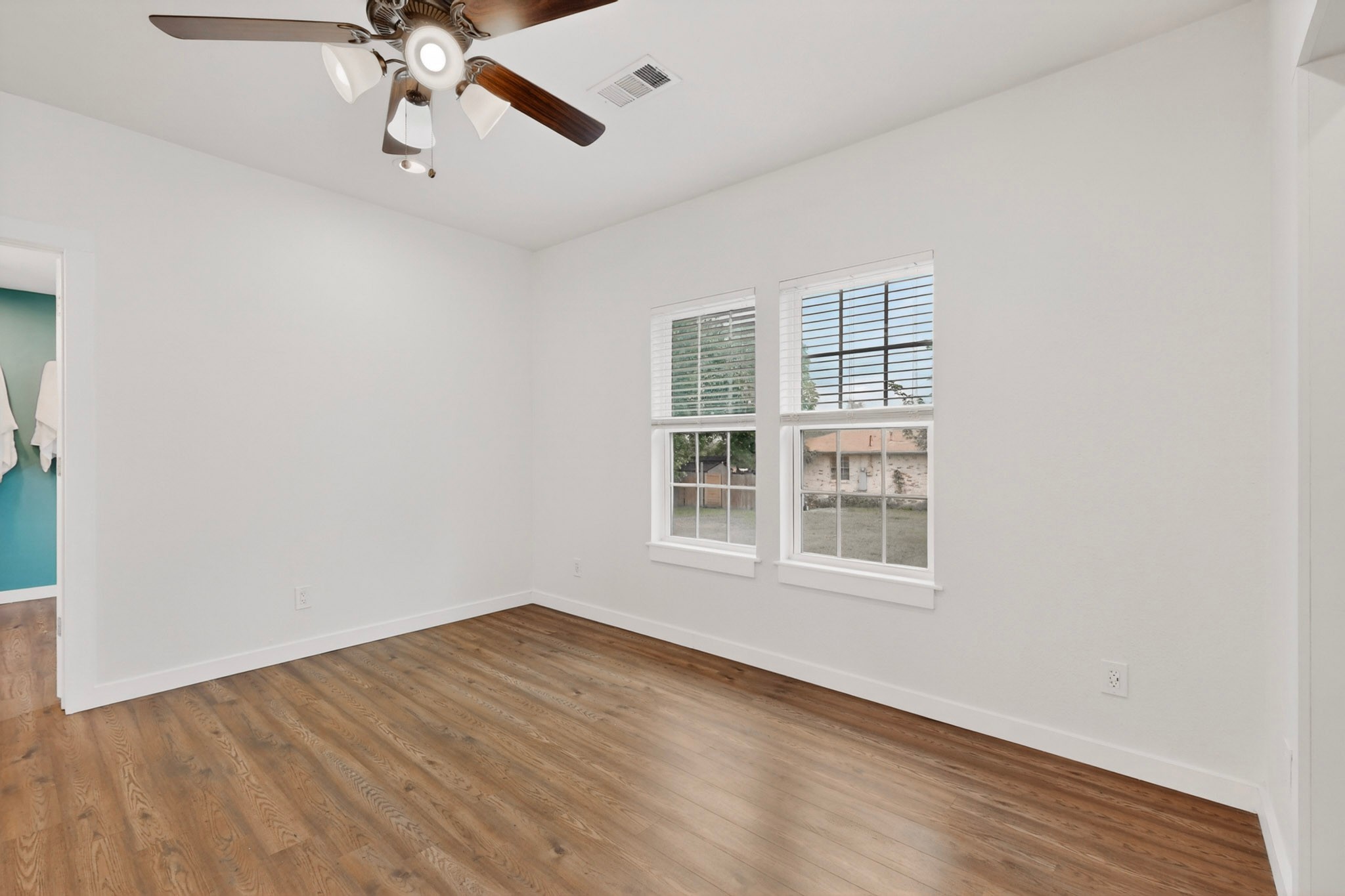 304 E County Line Road Royse City TX 75189