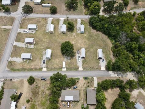 200 W Riley Street Bowie TX 76230