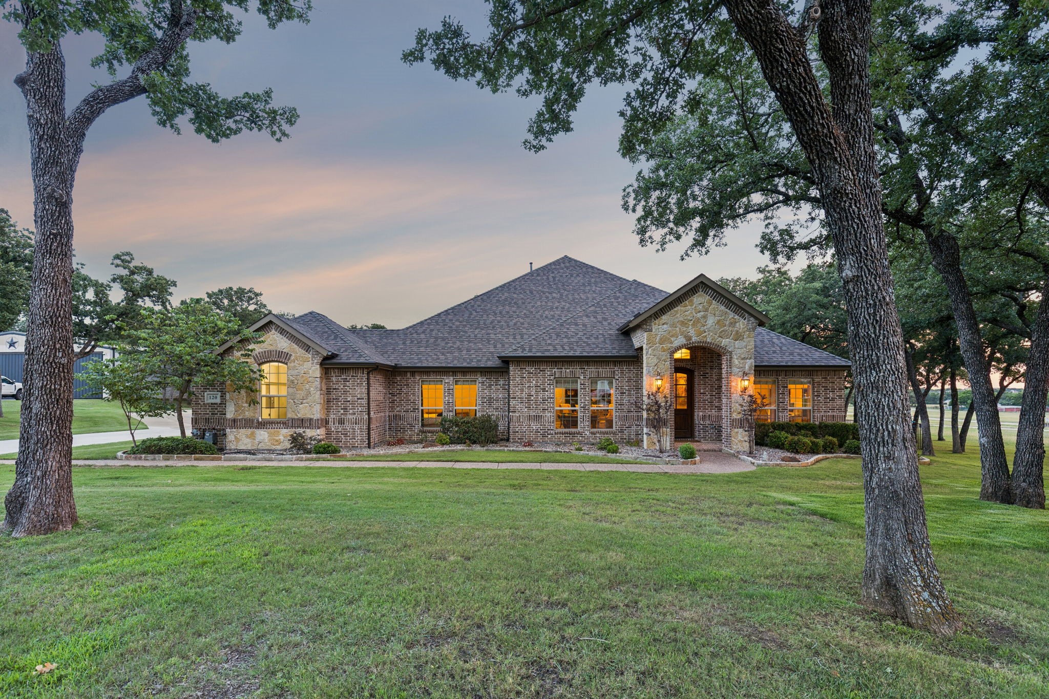 120 Hidden Valley Airpark Shady Shores TX 76208