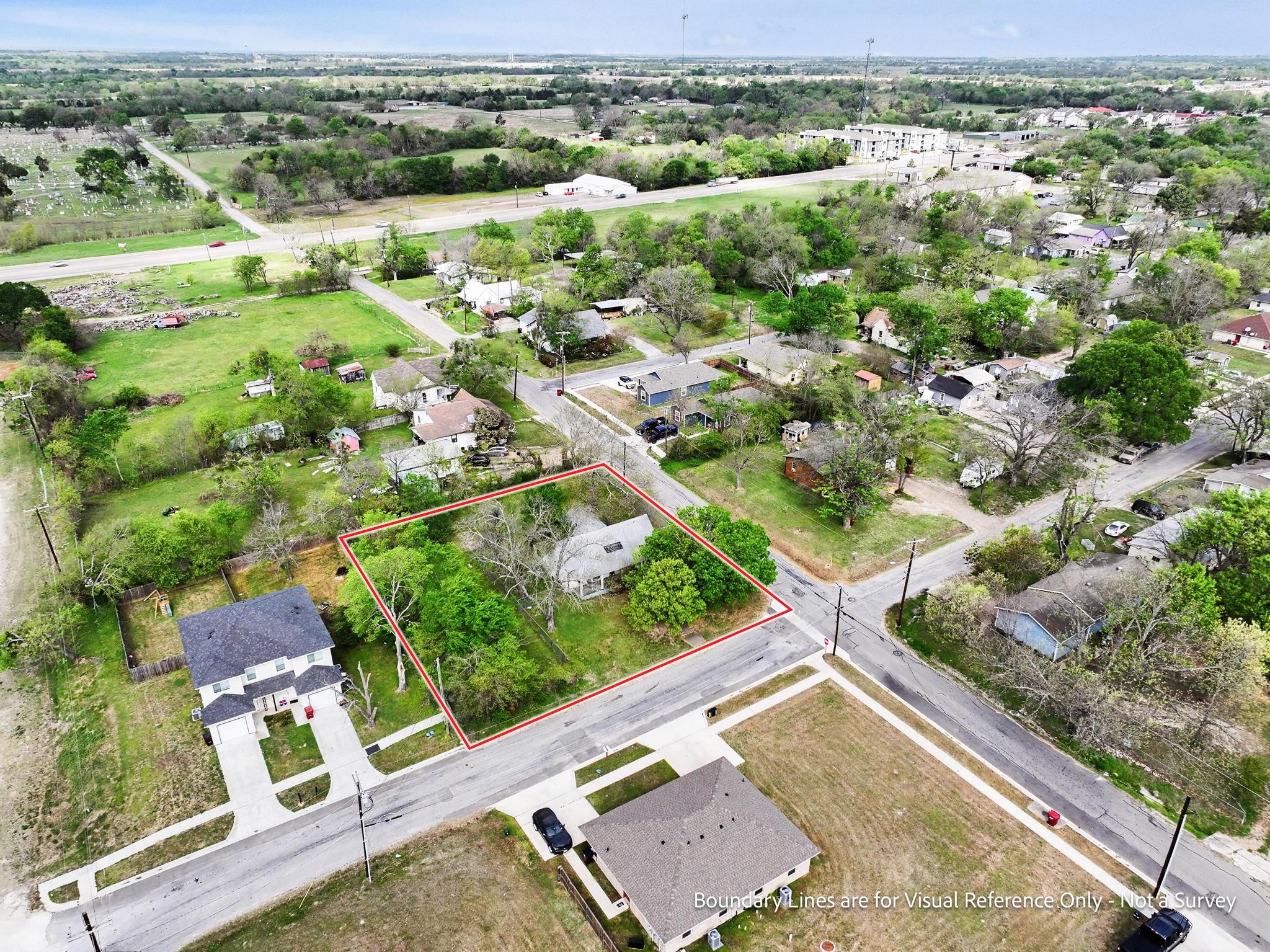 619 Thomas Street Bonham TX 75418