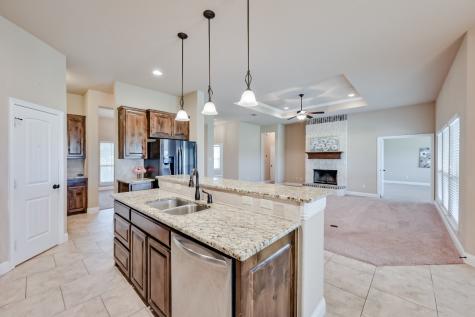 1073 Dominique Drive Weatherford TX 76087