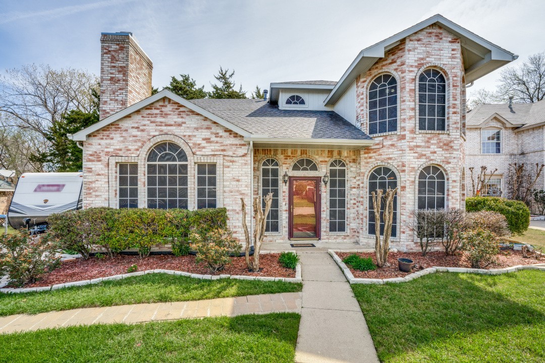 204 Lemontree Lane Desoto TX 75115