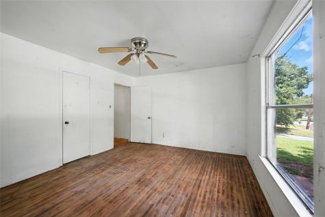 414 S Broadway Street Bells TX 75414