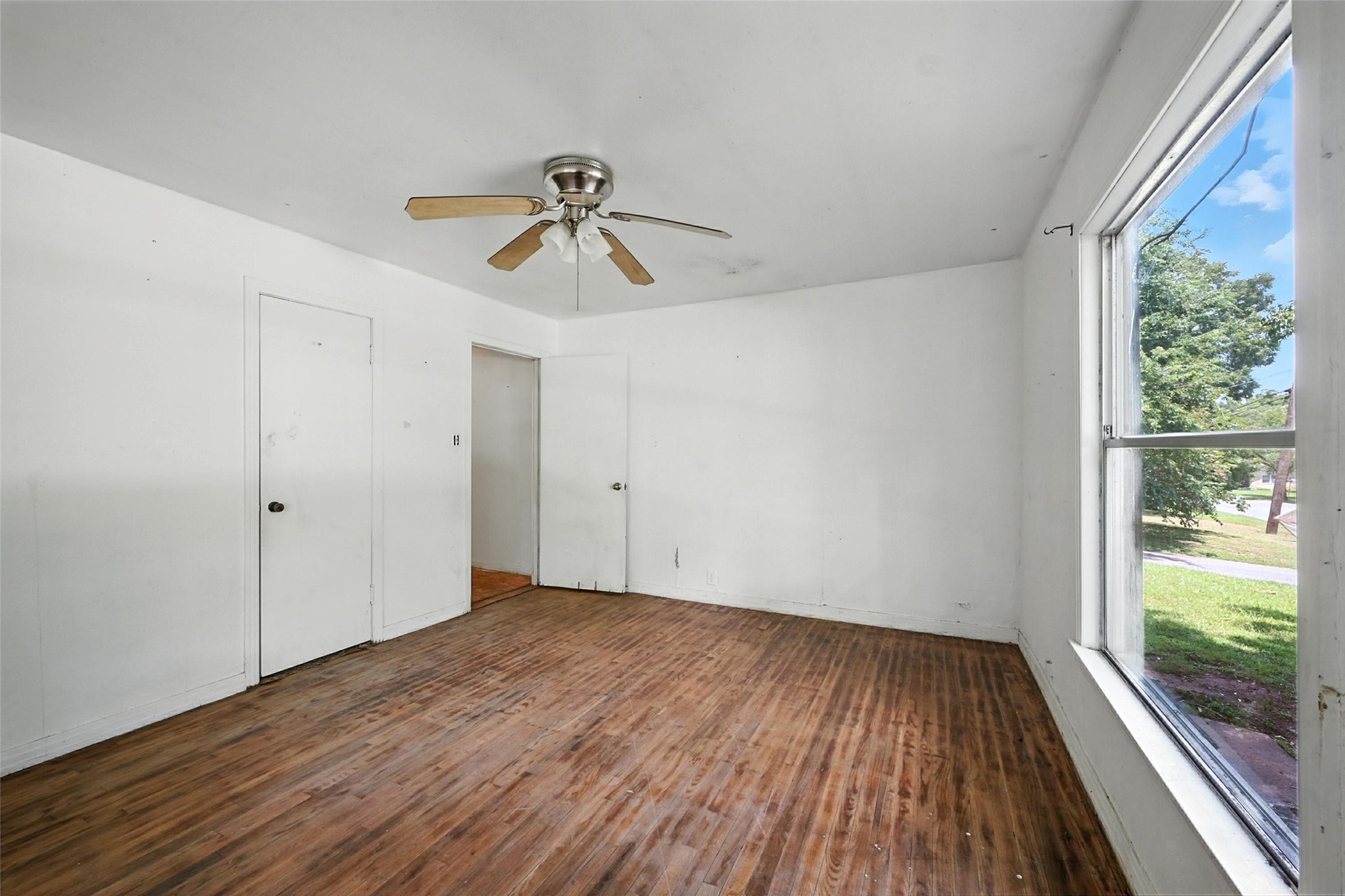 414 S Broadway Street Bells TX 75414