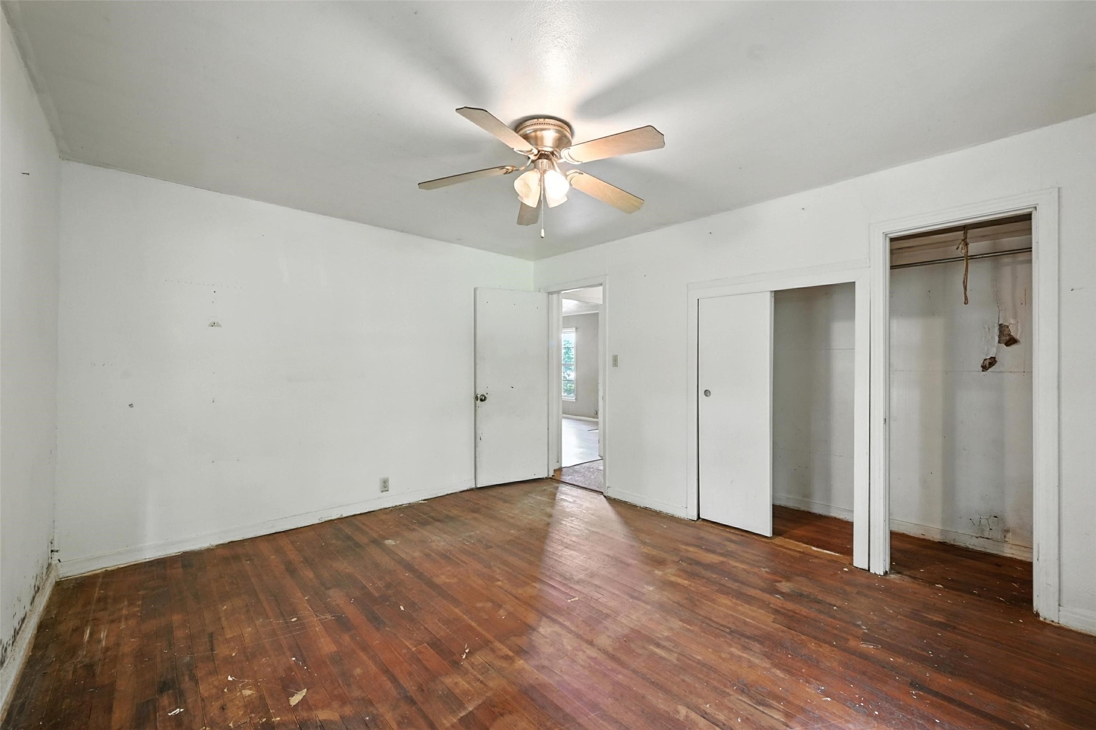 414 S Broadway Street Bells TX 75414