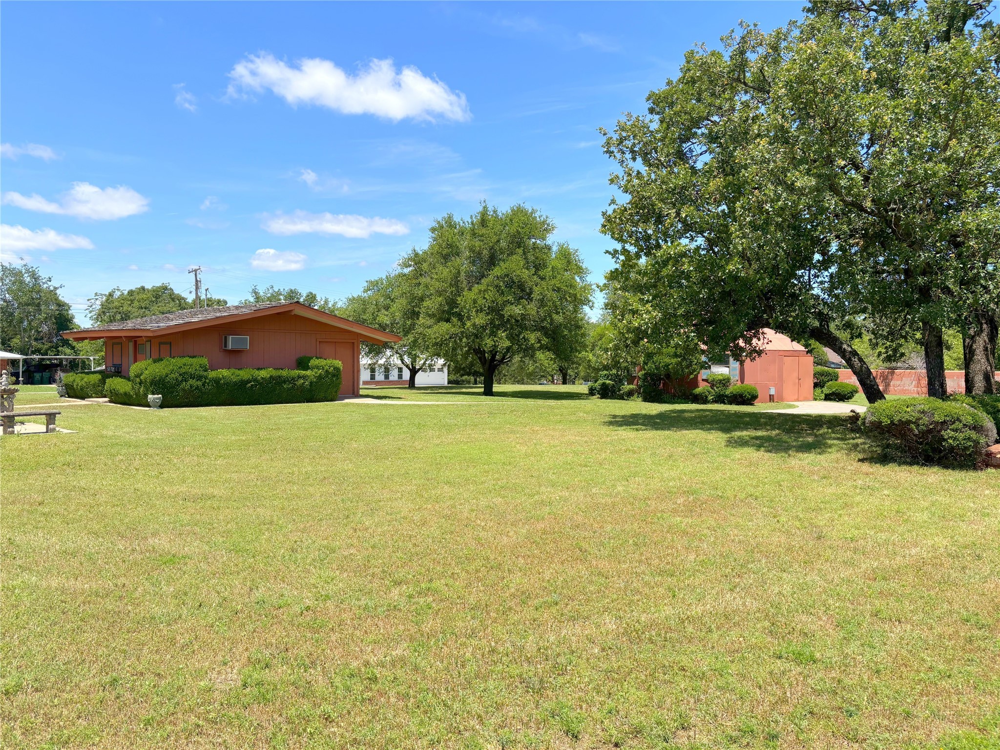 905 Bennett Drive Bowie TX 76230