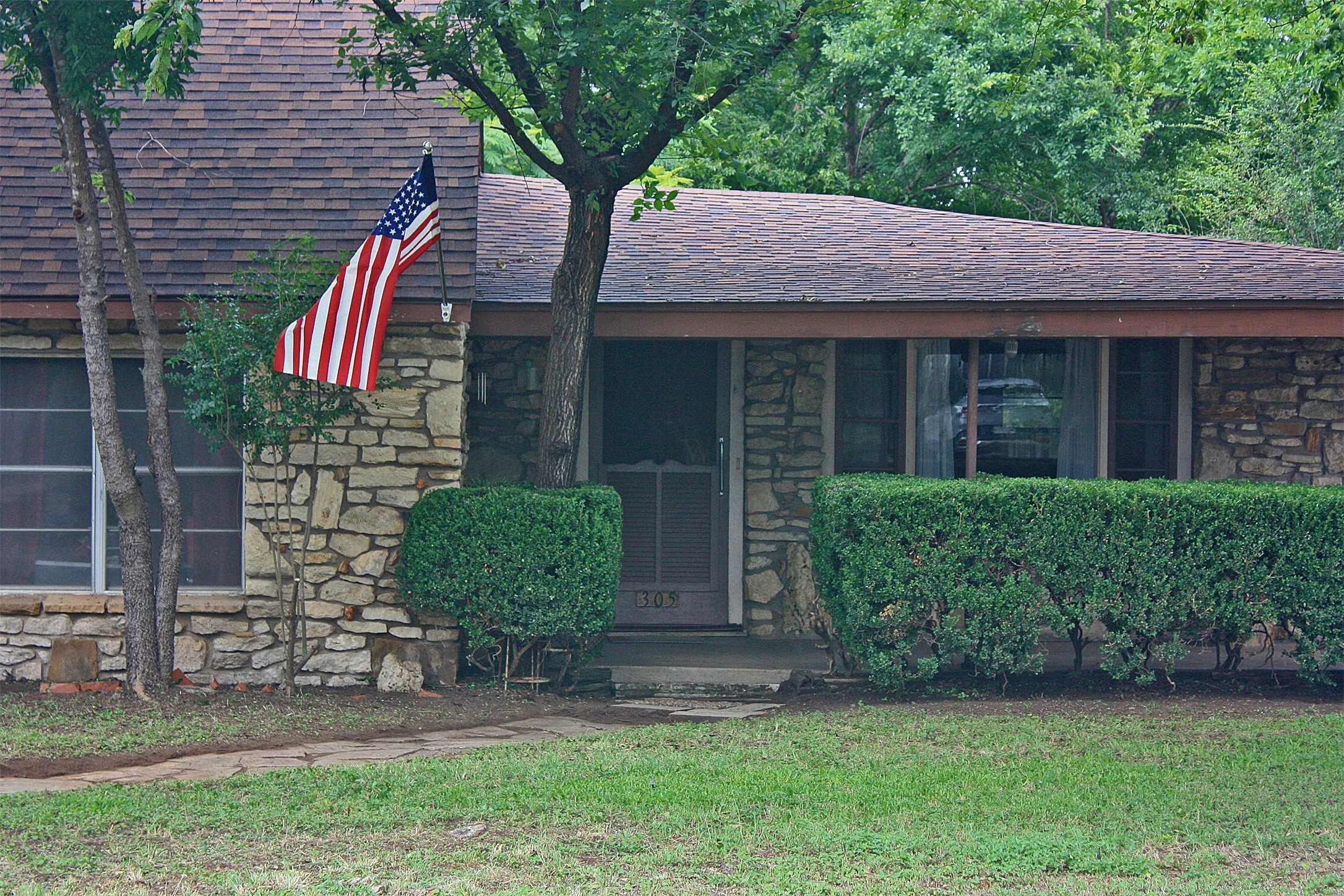 305 Bryan Street Glen Rose TX 76043