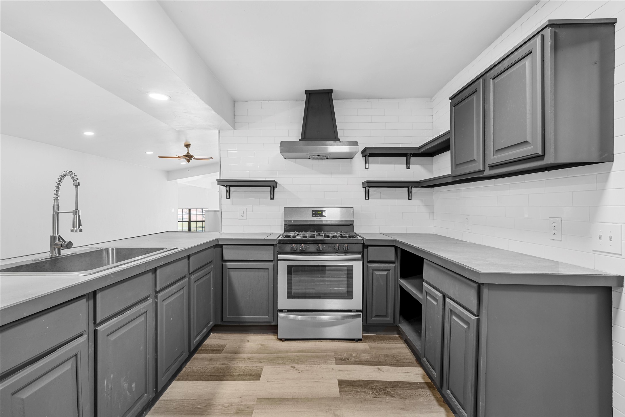 1524 E Avenue B Temple TX 76501