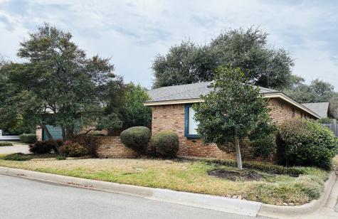 4309 Hartwood Circle Fort Worth TX 76109