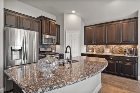 515 Carnation Lane Mansfield TX 76063