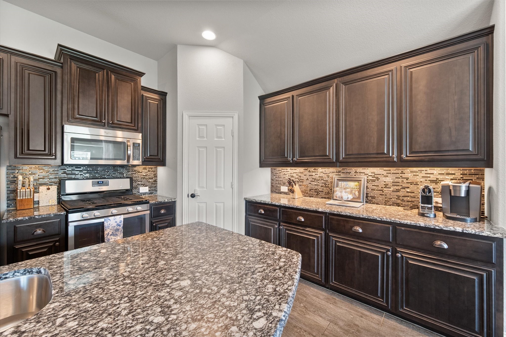 515 Carnation Lane Mansfield TX 76063