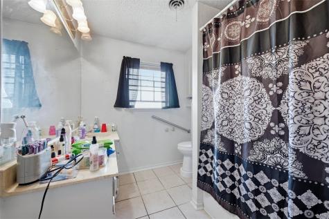 27161 State Highway 56 Whitesboro TX 76273