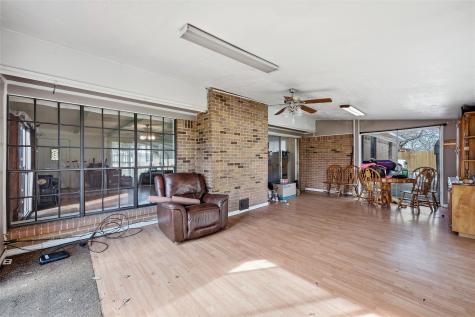 27161 State Highway 56 Whitesboro TX 76273