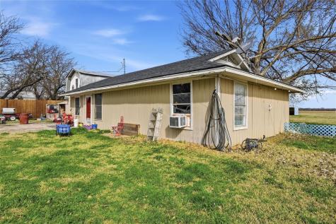 27161 State Highway 56 Whitesboro TX 76273