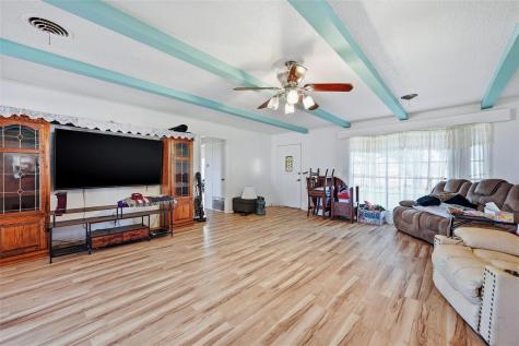 27161 State Highway 56 Whitesboro TX 76273