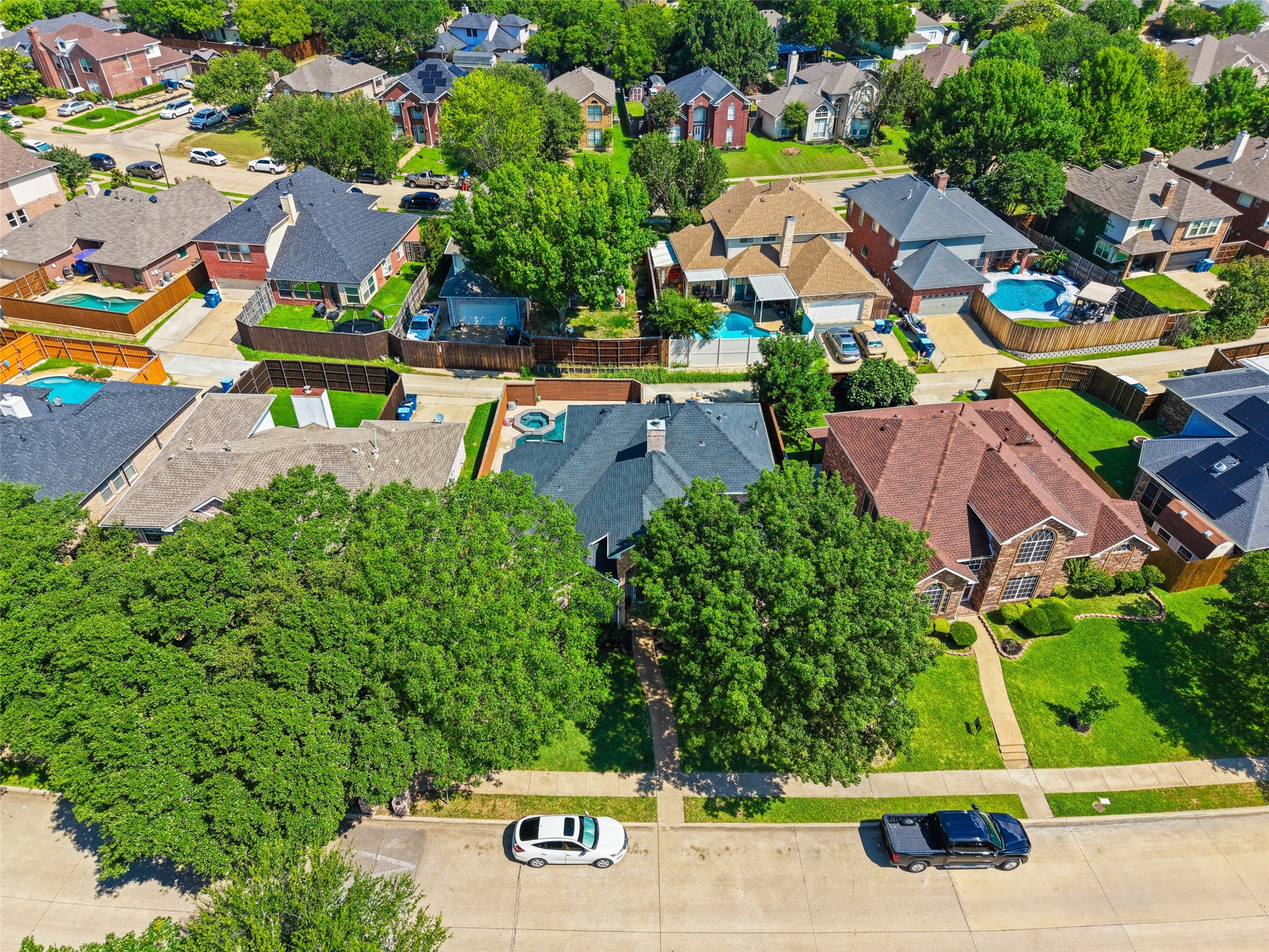 8901 Lakepointe Avenue Rowlett TX 75088