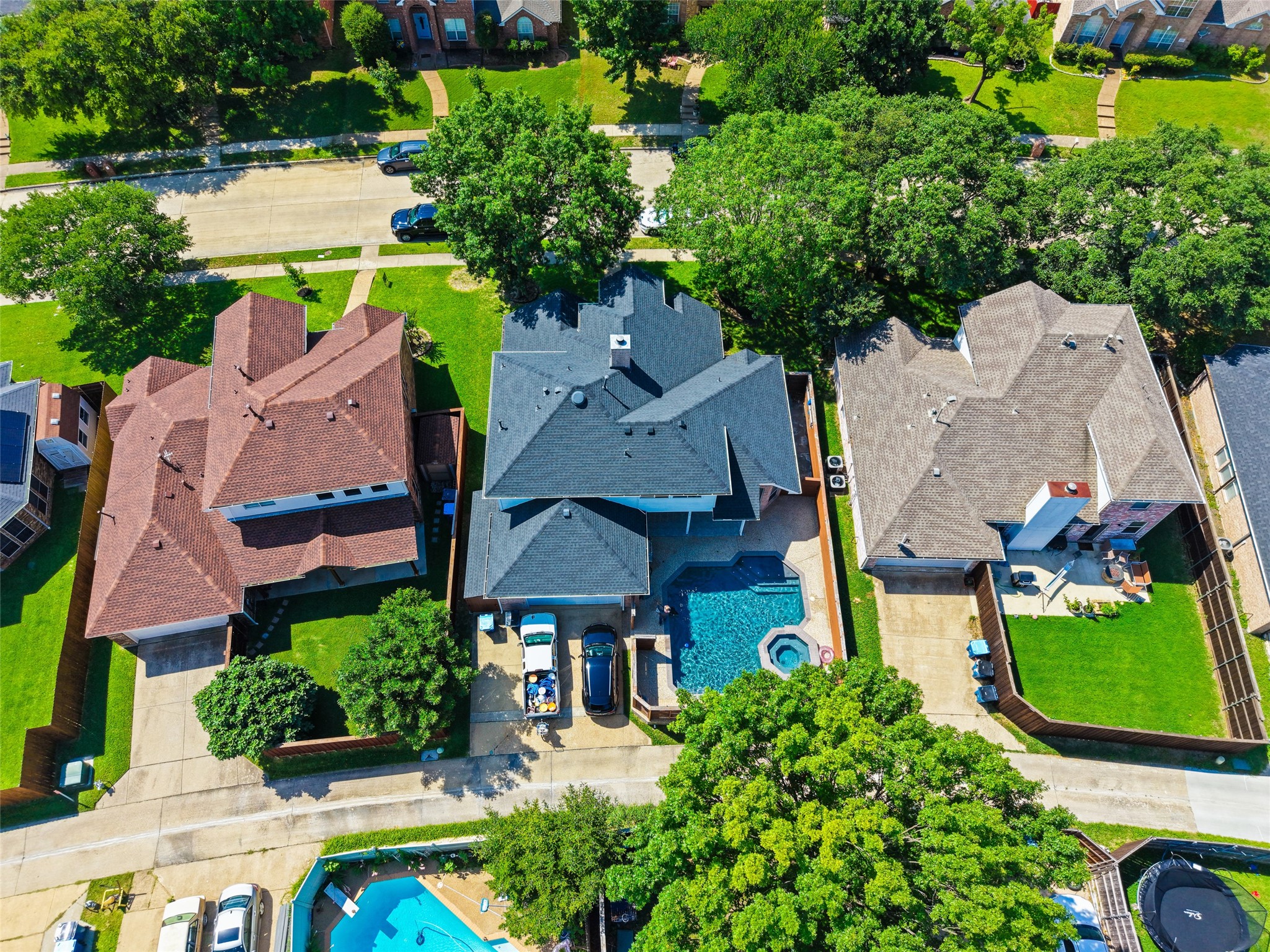 8901 Lakepointe Avenue Rowlett TX 75088