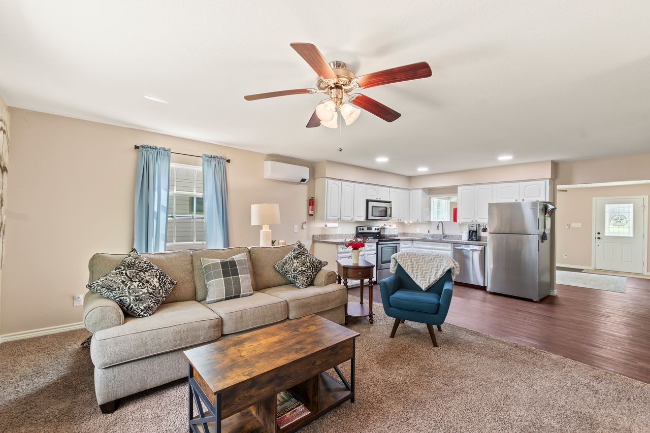 13663 Park Harbor Eustace TX 75124