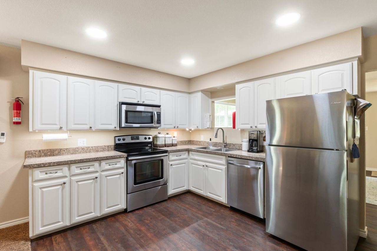 13663 Park Harbor Eustace TX 75124