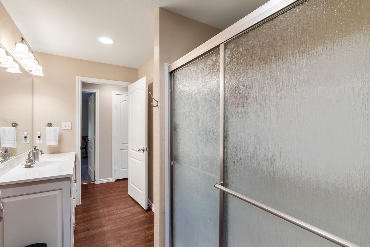 13663 Park Harbor Eustace TX 75124