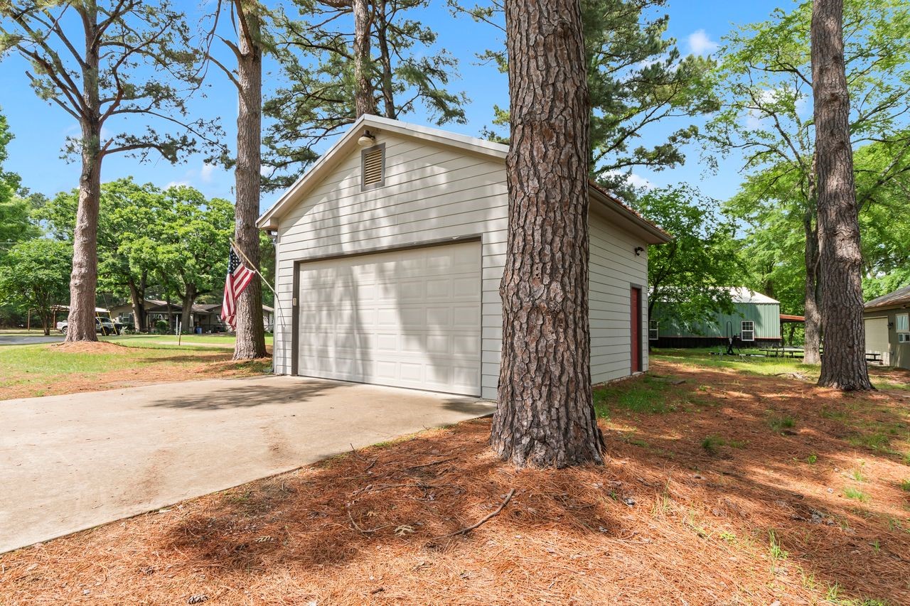 13663 Park Harbor Eustace TX 75124