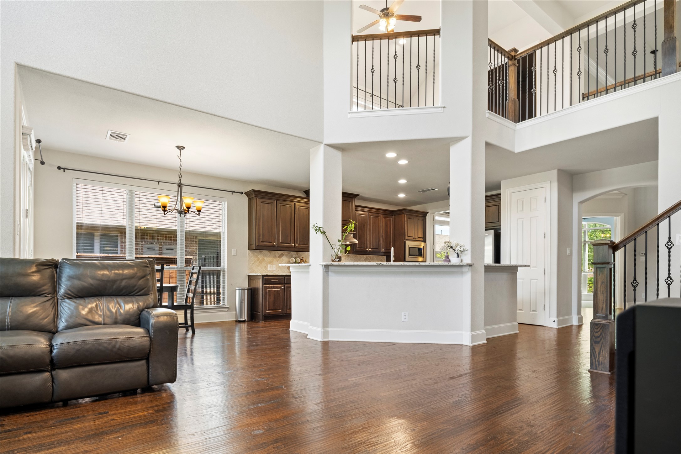 419 Paluxy Drive Irving TX 75039