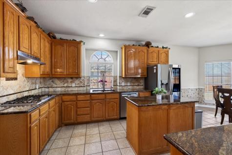 7308 Hawk Lane Sachse TX 75048
