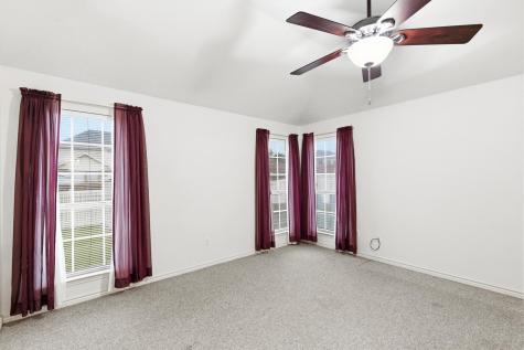 1205 Wicklow Lane Garland TX 75044