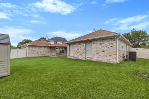 1205 Wicklow Lane Garland TX 75044