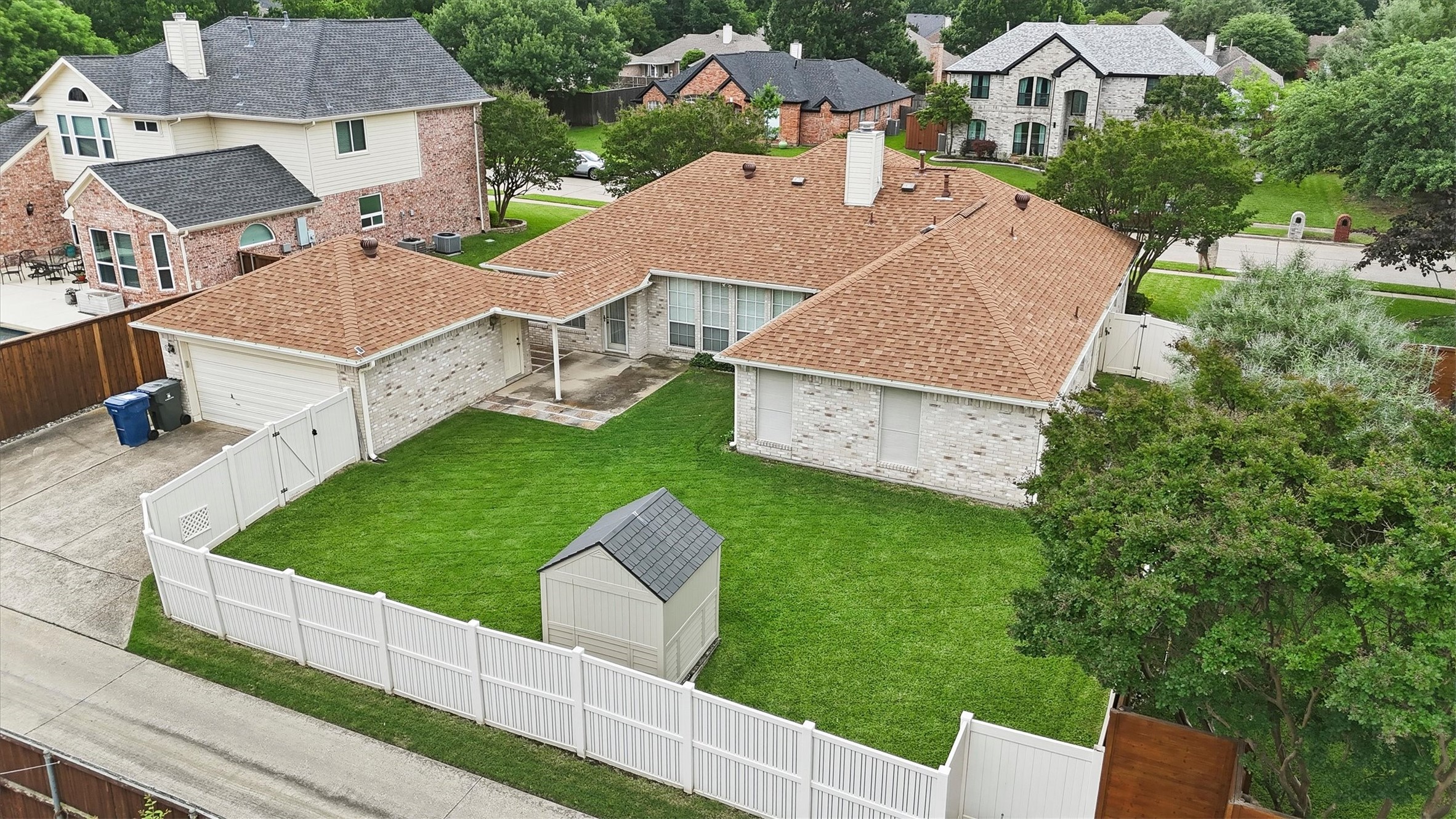 1205 Wicklow Lane Garland TX 75044