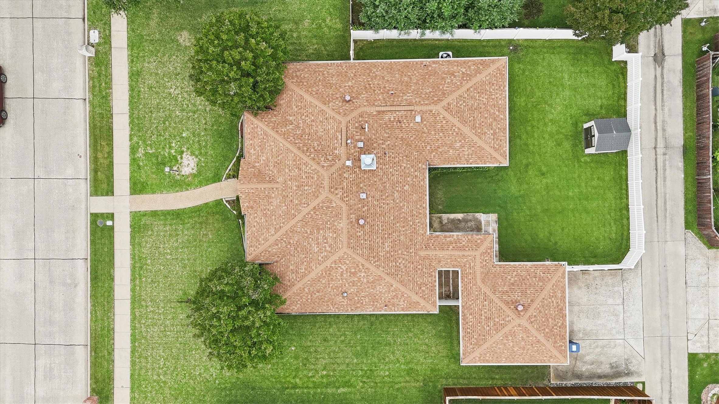 1205 Wicklow Lane Garland TX 75044