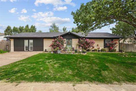 802 S Western Hills Drive Howe TX 75459
