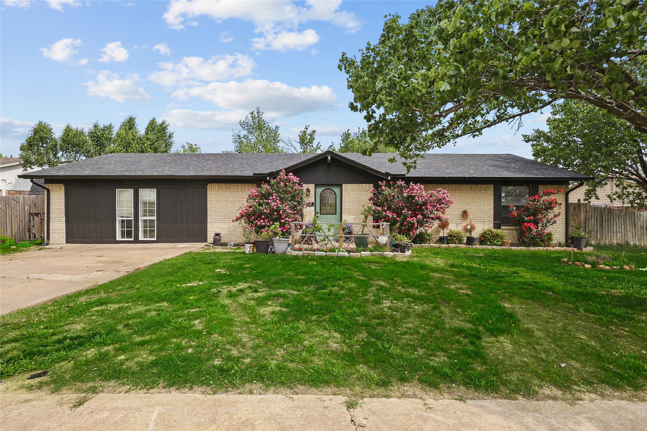 802 S Western Hills Drive Howe TX 75459