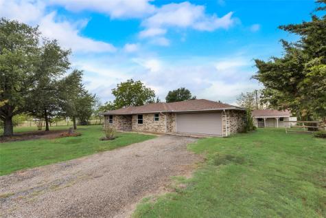 2145 Fm 1182 Ennis TX 75119