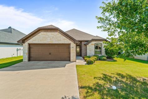 449 Silverton Drive Granbury TX 76049