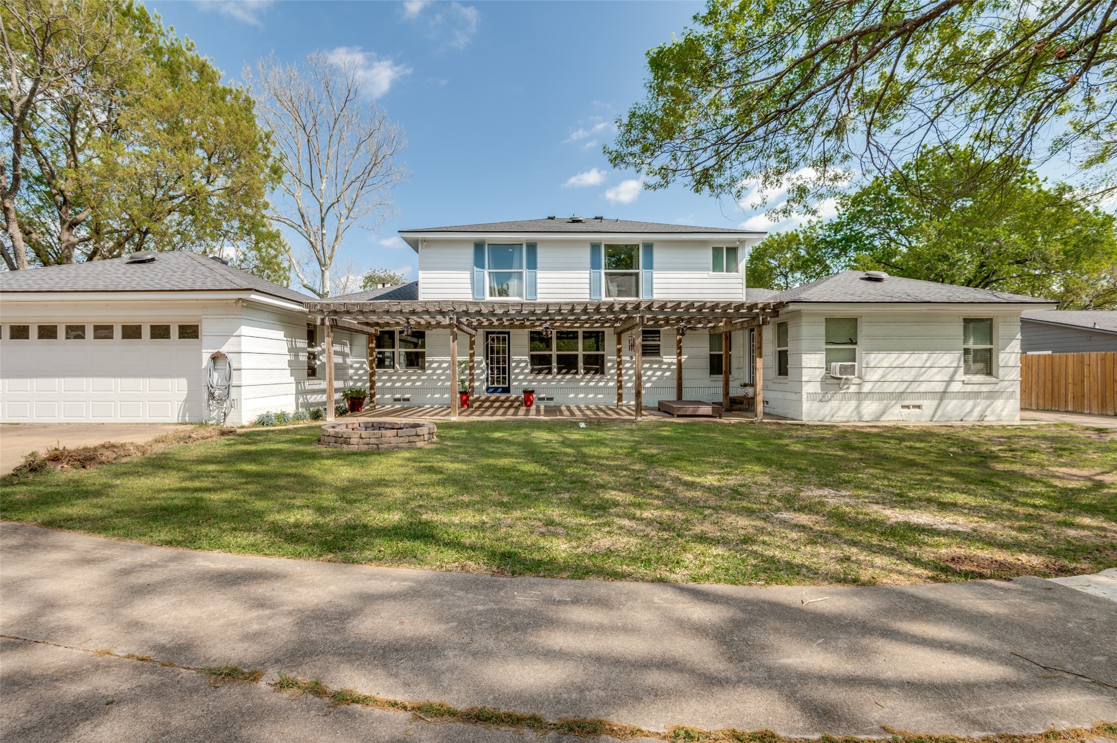 901 Bryson Street Waxahachie TX 75165