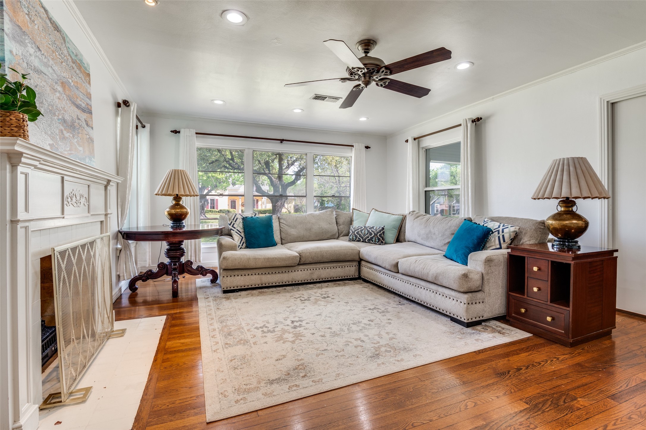 901 Bryson Street Waxahachie TX 75165