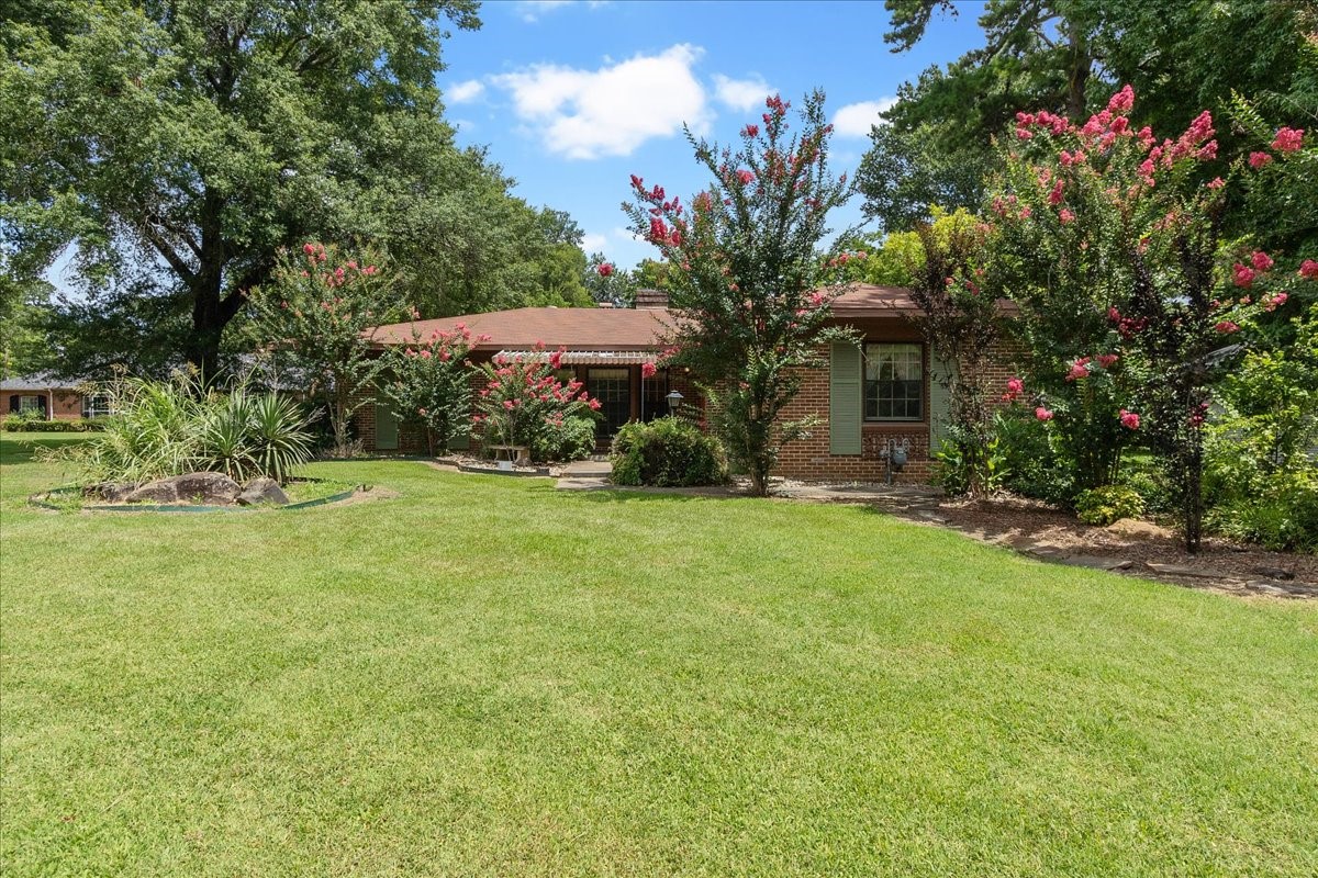 2141 Clarksville Street Paris TX 75460