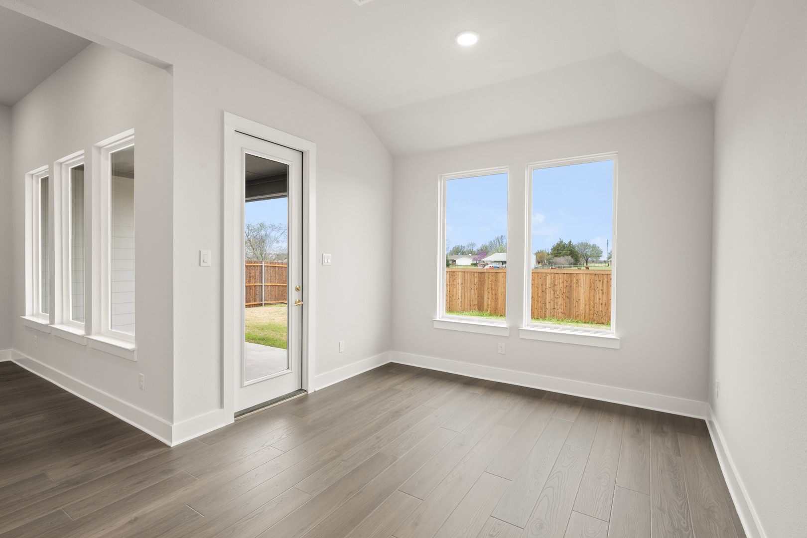 1721 Nesting Robin Lane Denton TX 76249