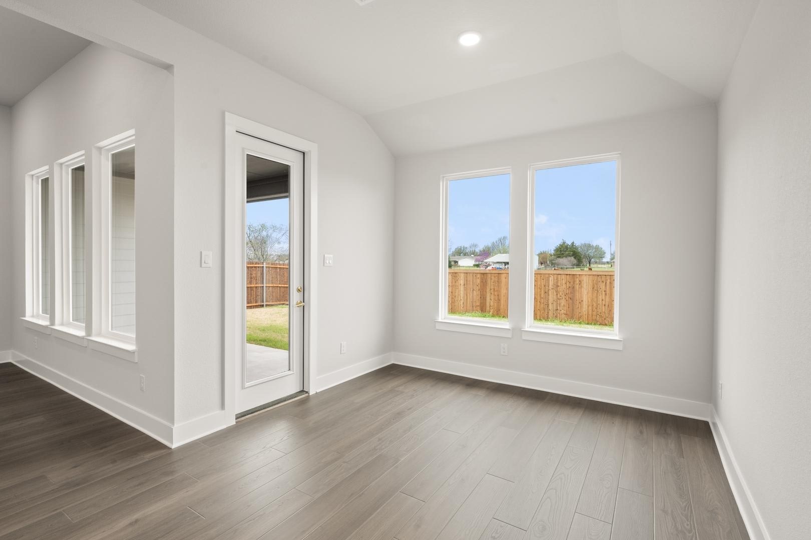 1721 Nesting Robin Lane Denton TX 76249