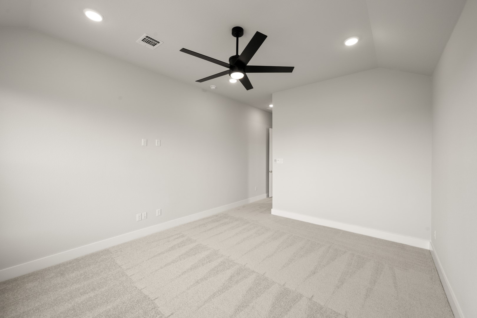1721 Nesting Robin Lane Denton TX 76249
