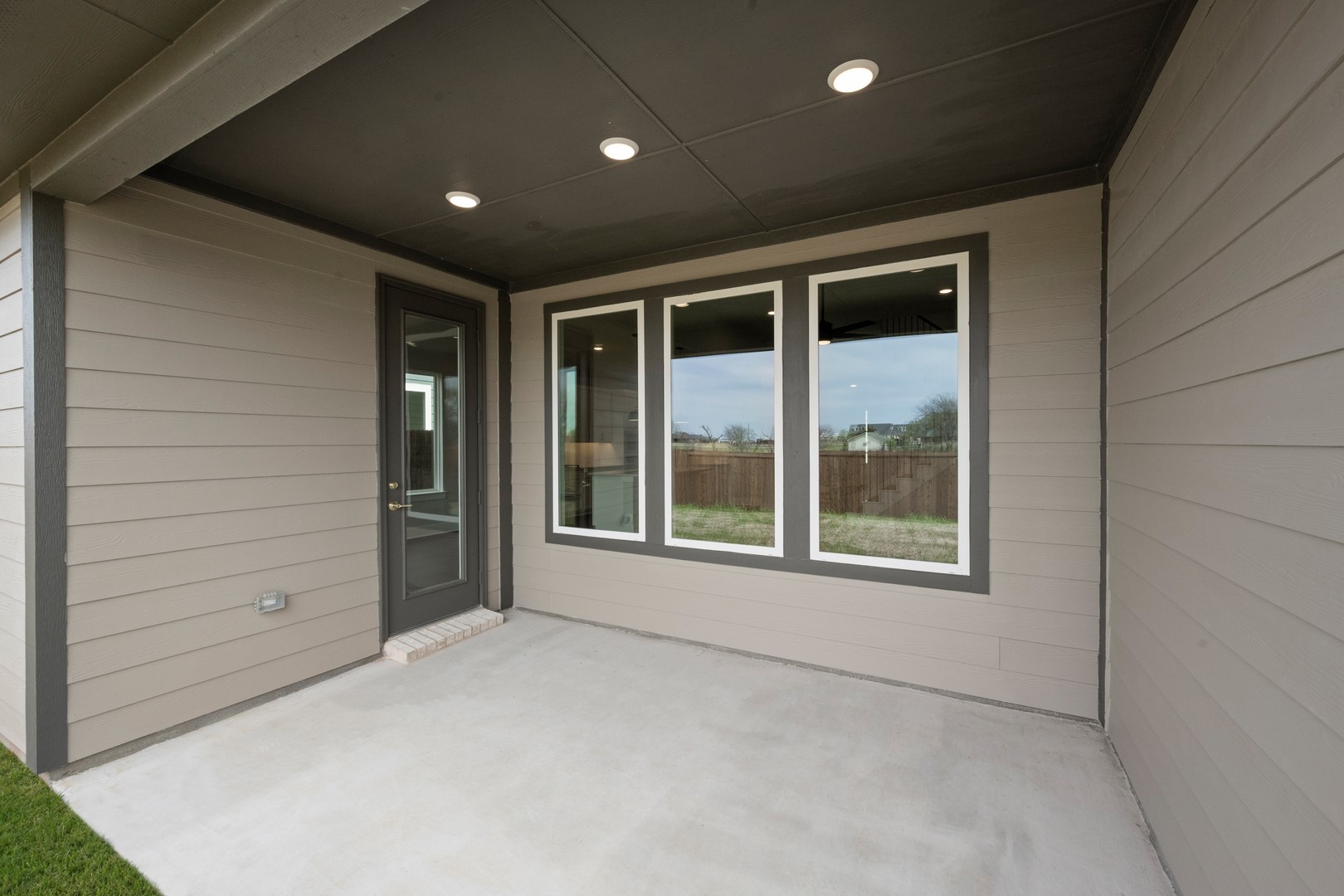 1721 Nesting Robin Lane Denton TX 76249