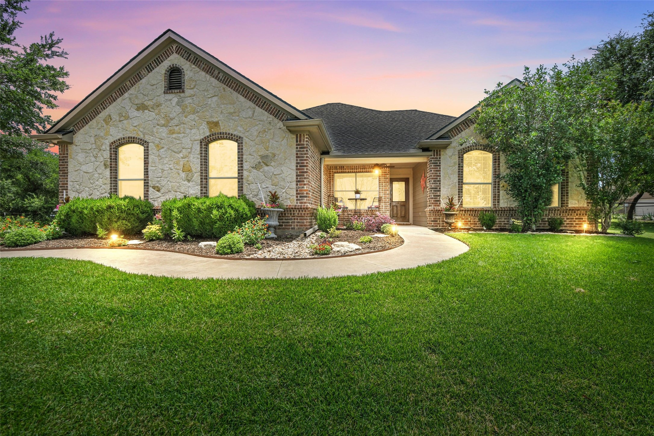 140 Miramar Circle Weatherford TX 76085