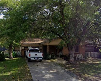616 Pickett Street Lewisville TX 75057