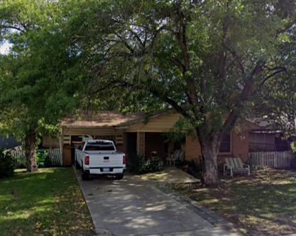 616 Pickett Street Lewisville TX 75057