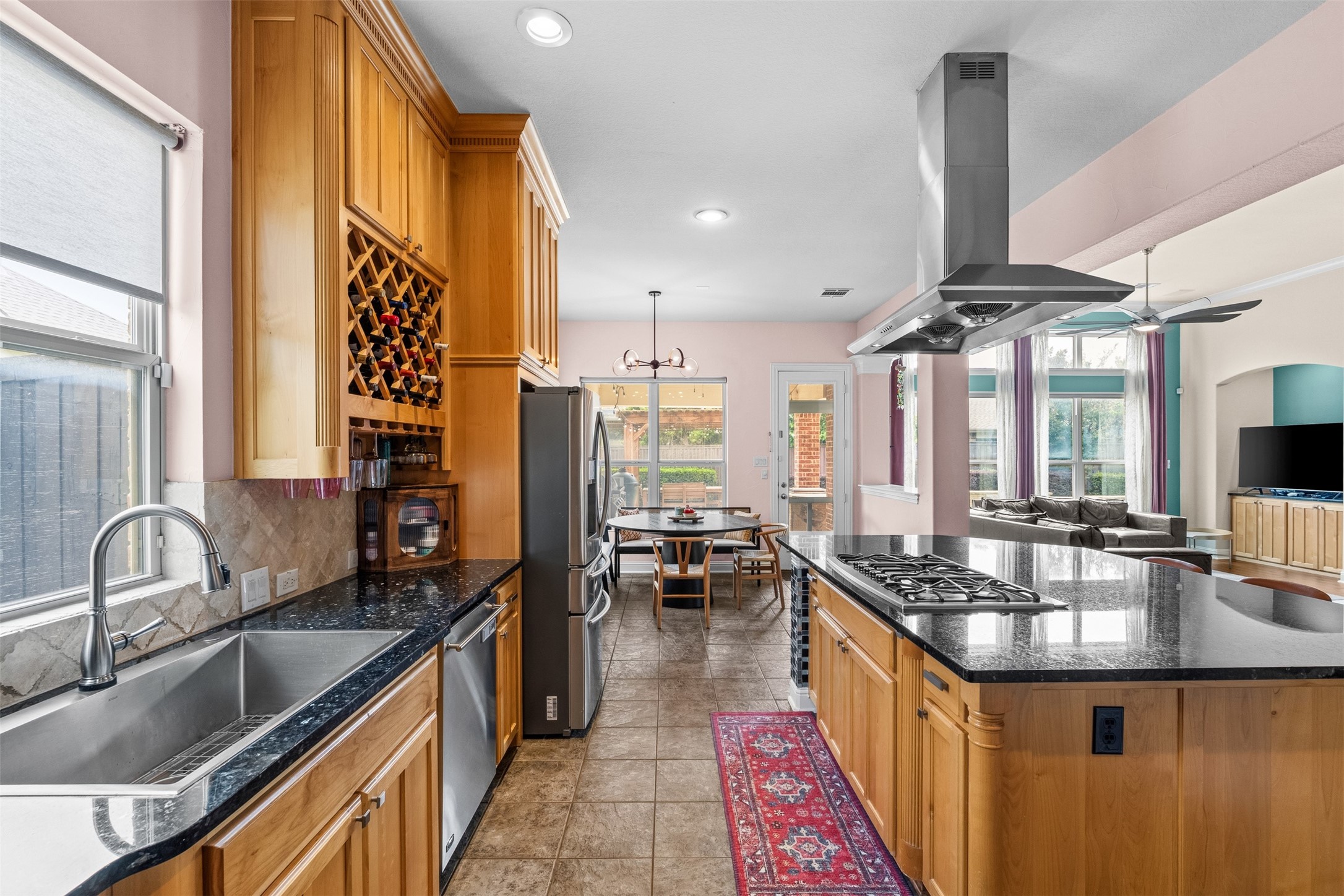 1005 High Hawk Trail Euless TX 76039