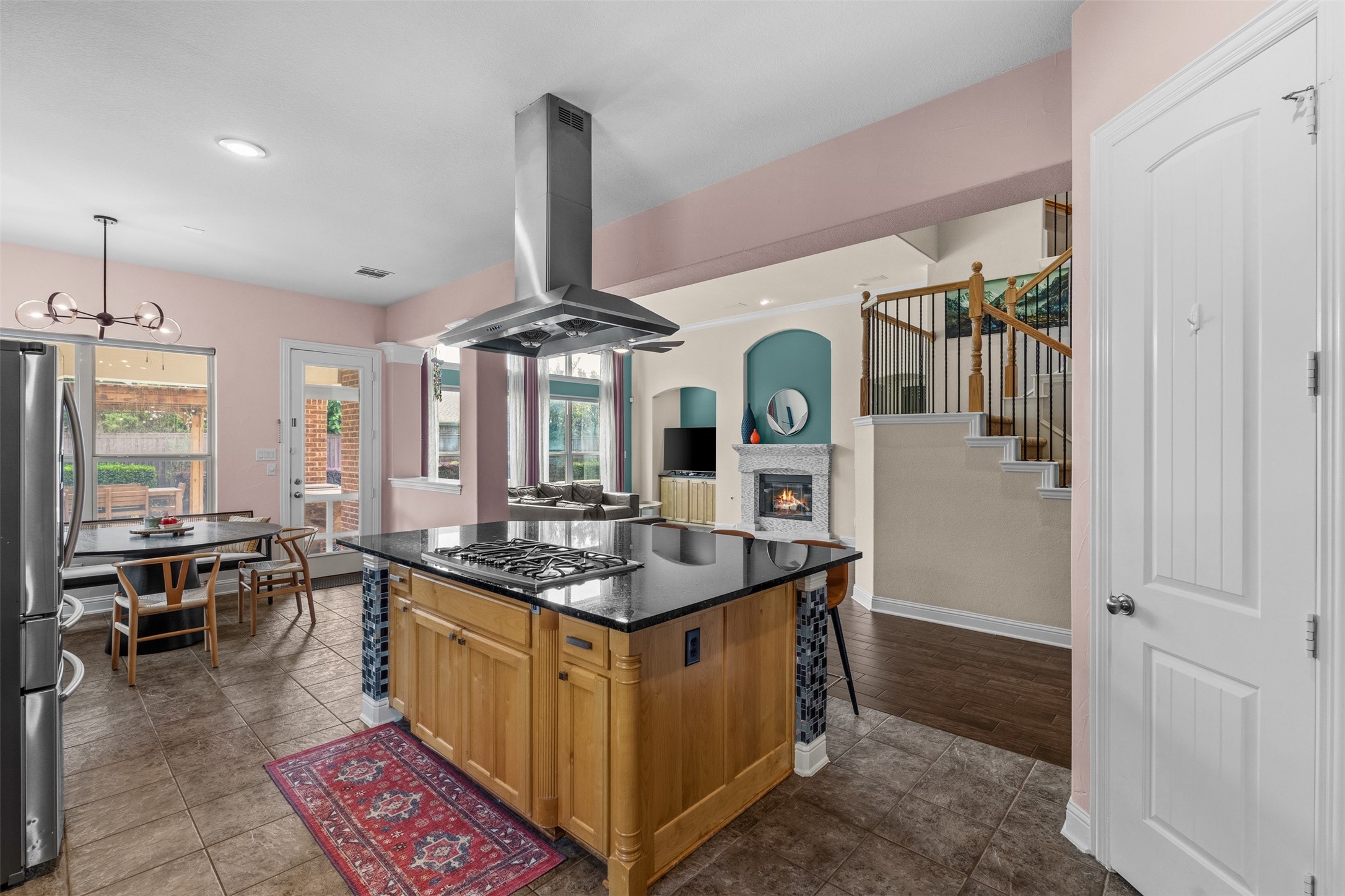 1005 High Hawk Trail Euless TX 76039